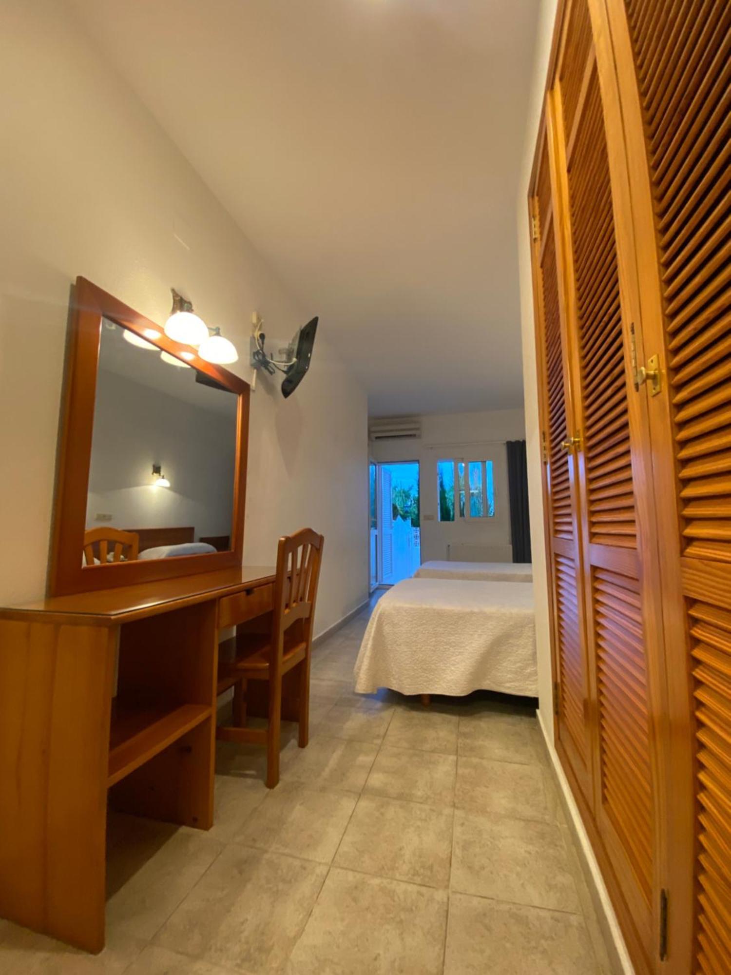 Hostal Blayet Walencja Zewnętrze zdjęcie